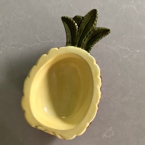Vintage 1963 Ceramic Pineapple Dish